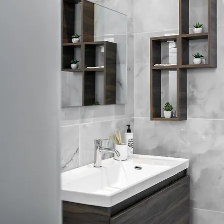 アパート Azimuth